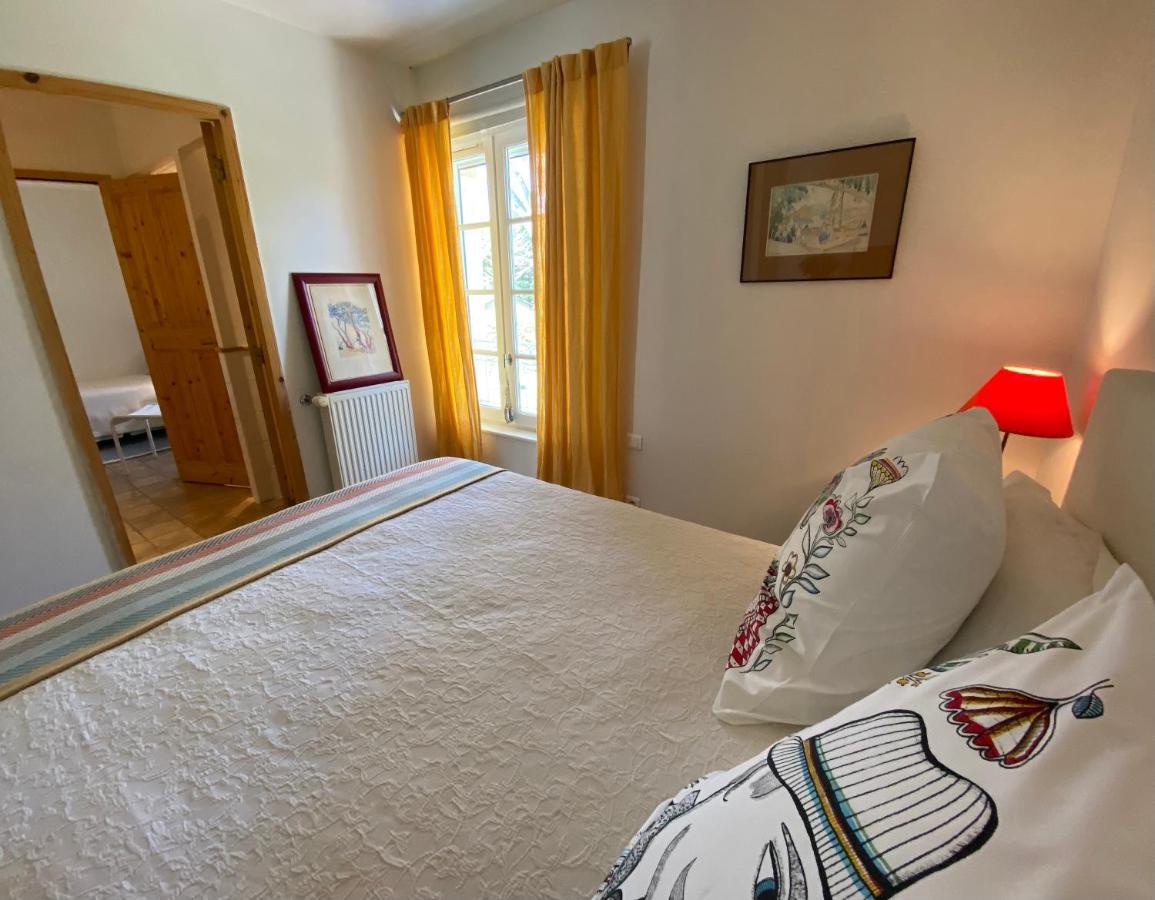 La Ferme De Gigognan Bed & Breakfast Avignon Bagian luar foto