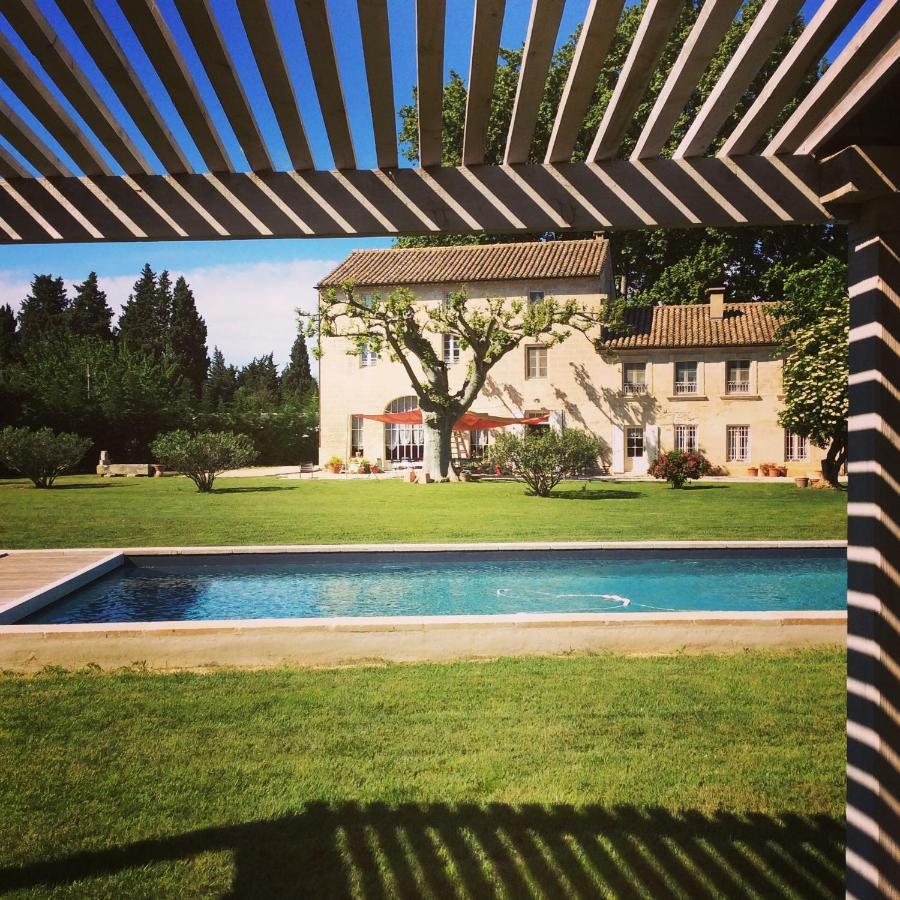 La Ferme De Gigognan Bed & Breakfast Avignon Bagian luar foto