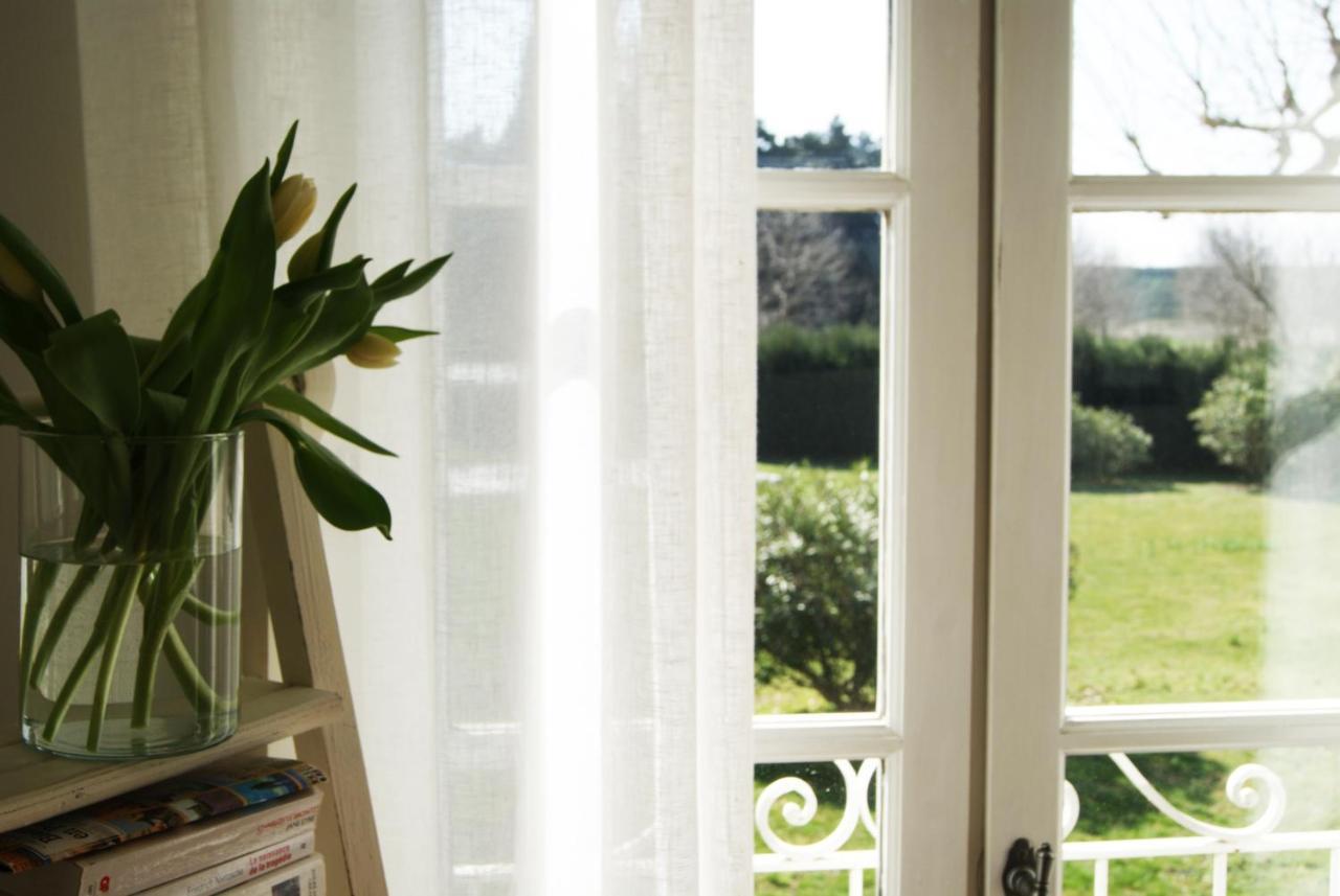 La Ferme De Gigognan Bed & Breakfast Avignon Bagian luar foto