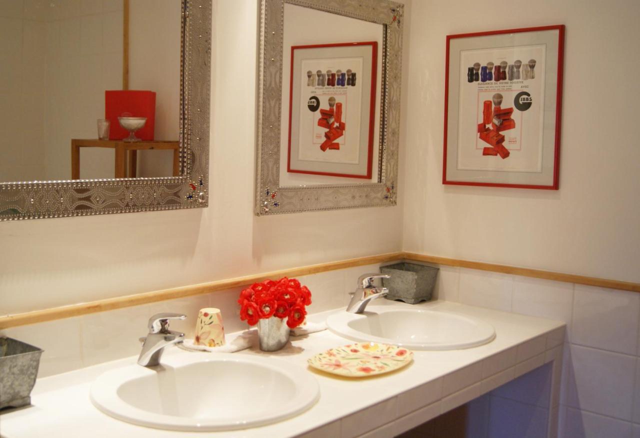 La Ferme De Gigognan Bed & Breakfast Avignon Bagian luar foto