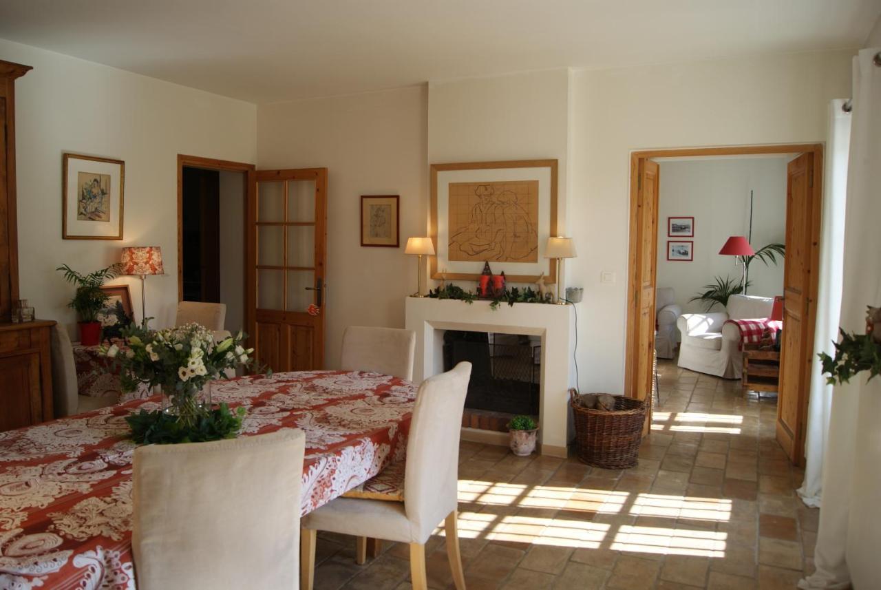 La Ferme De Gigognan Bed & Breakfast Avignon Bagian luar foto