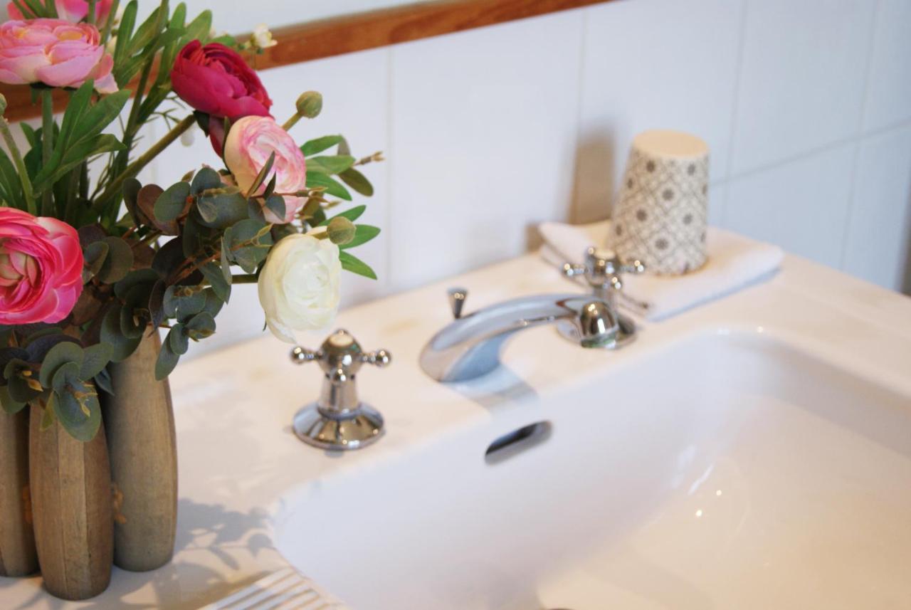 La Ferme De Gigognan Bed & Breakfast Avignon Bagian luar foto