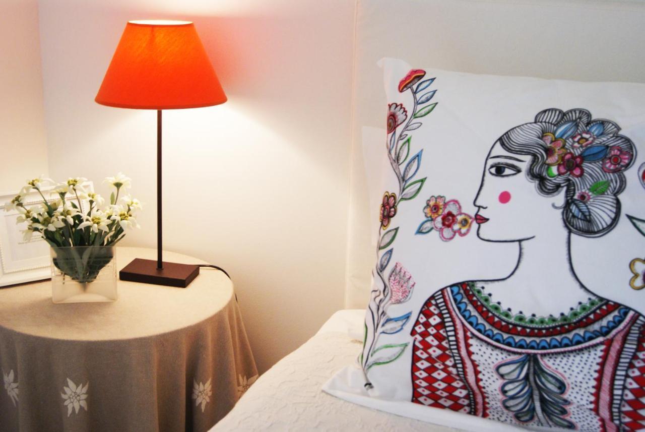 La Ferme De Gigognan Bed & Breakfast Avignon Bagian luar foto